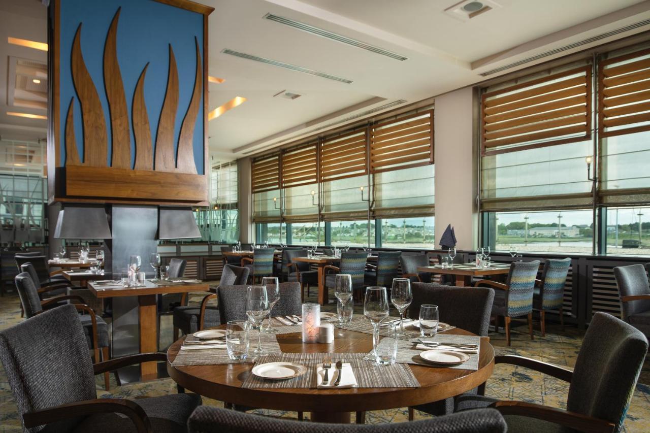 The Galmont Hotel & Spa Galway Esterno foto