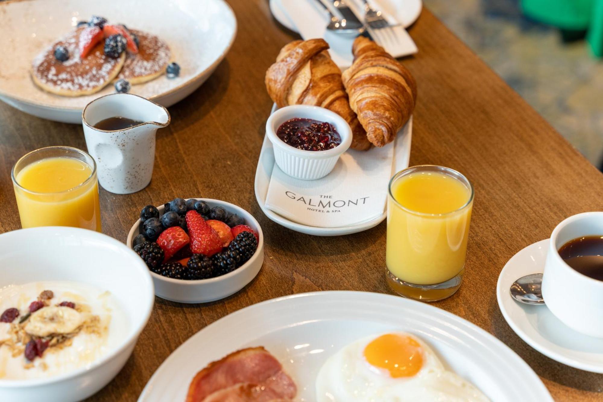 The Galmont Hotel & Spa Galway Esterno foto