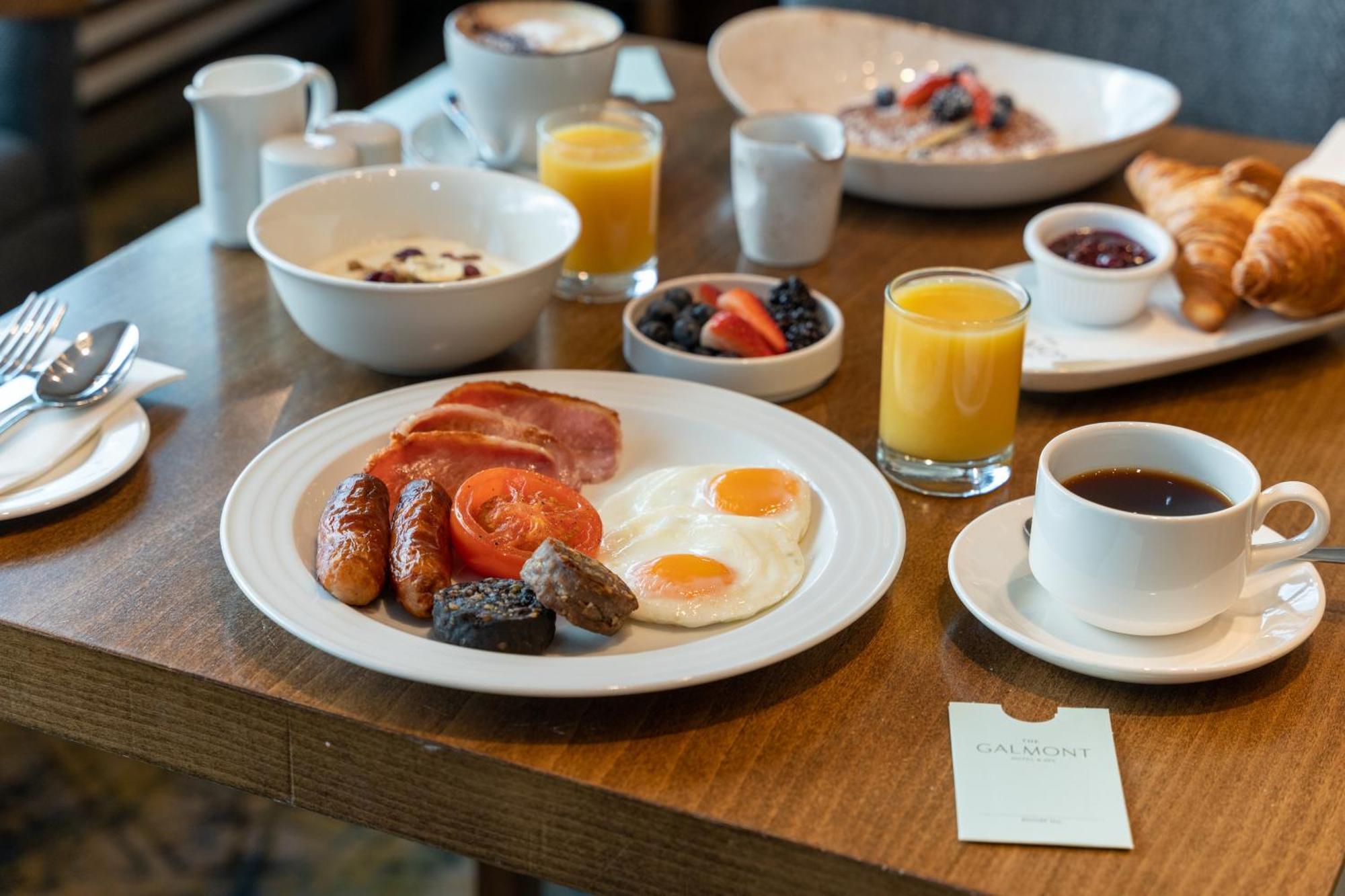 The Galmont Hotel & Spa Galway Esterno foto
