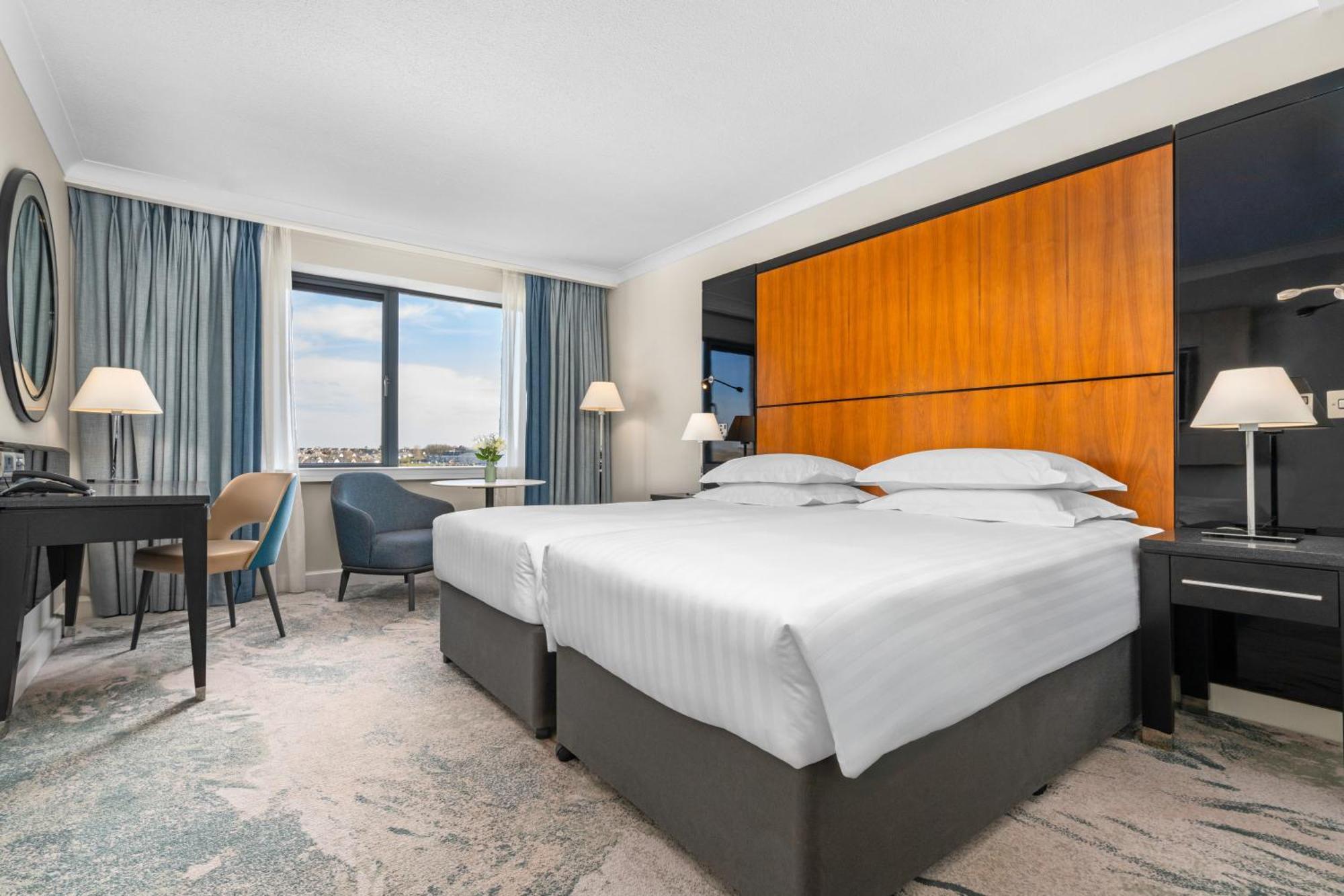 The Galmont Hotel & Spa Galway Esterno foto